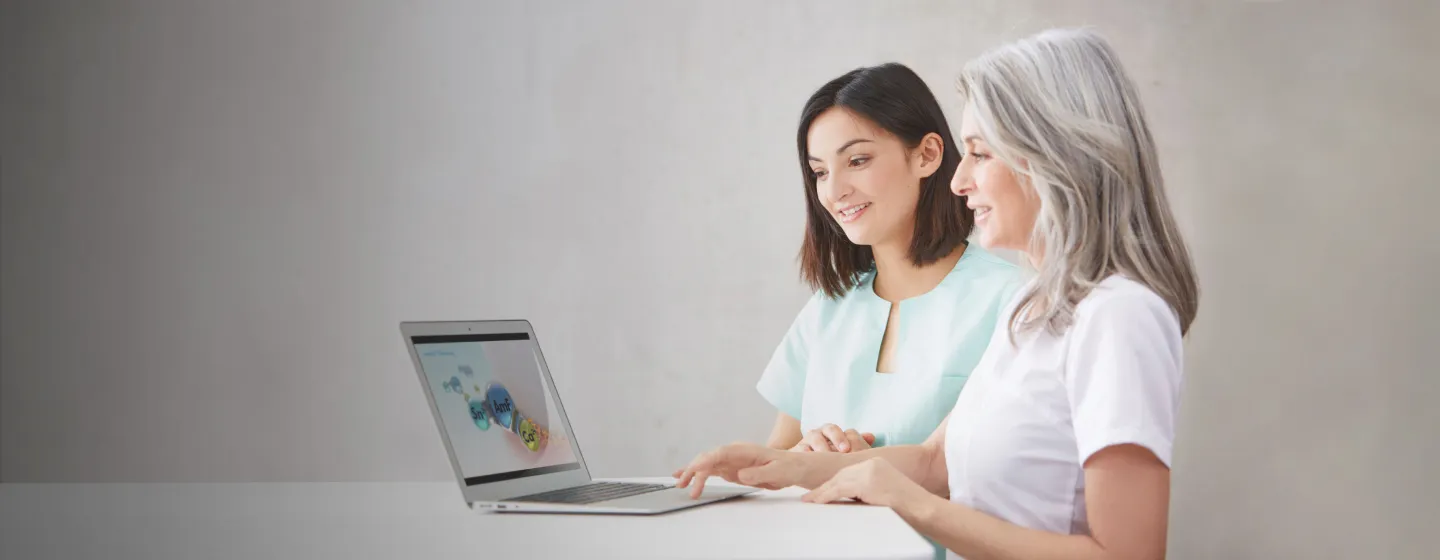 Banner image logged out alt text